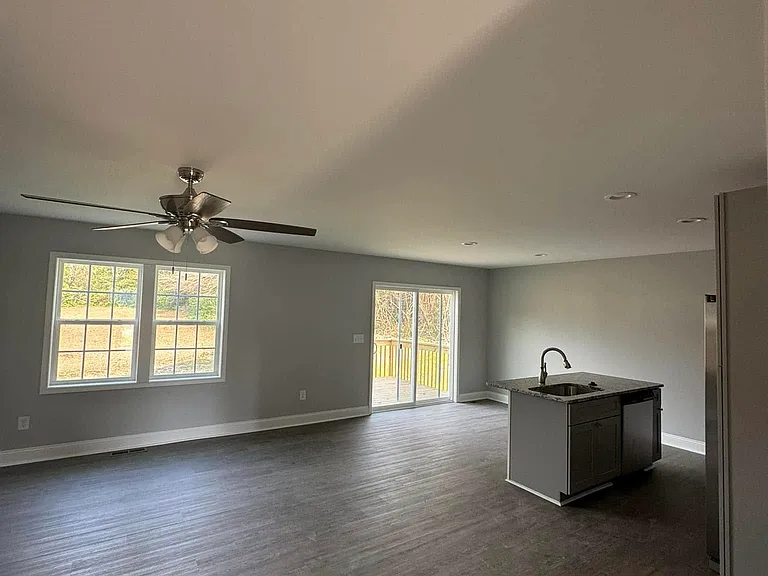 1057 W Massachusetts Ave — Photo 6