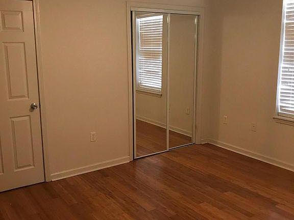 3rd image of 206 22nd St