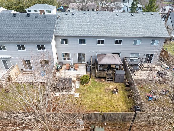 5th image of 371 Millard St