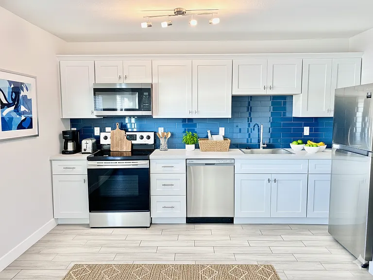70 E Mitchell Dr #203 — Photo 6