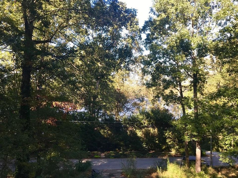2nd image of 8507 Lake Dr