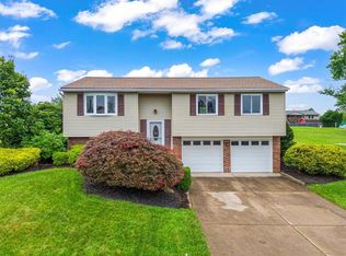 182 Old Ridge Rd, Coraopolis, PA 15108