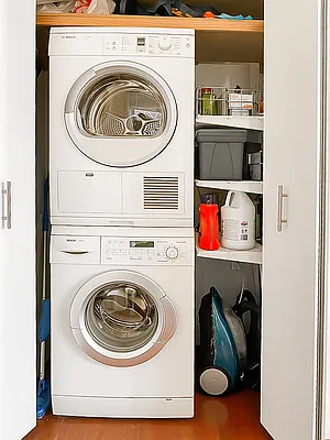 Rented by Compass | media 24