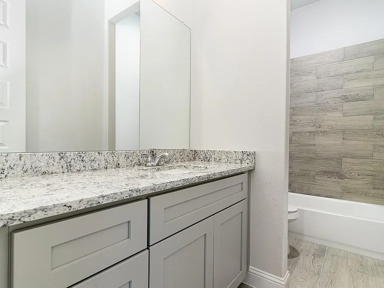 5209 Noble Ln — Photo 20