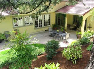 2 Yorick St, Lake Oswego, OR