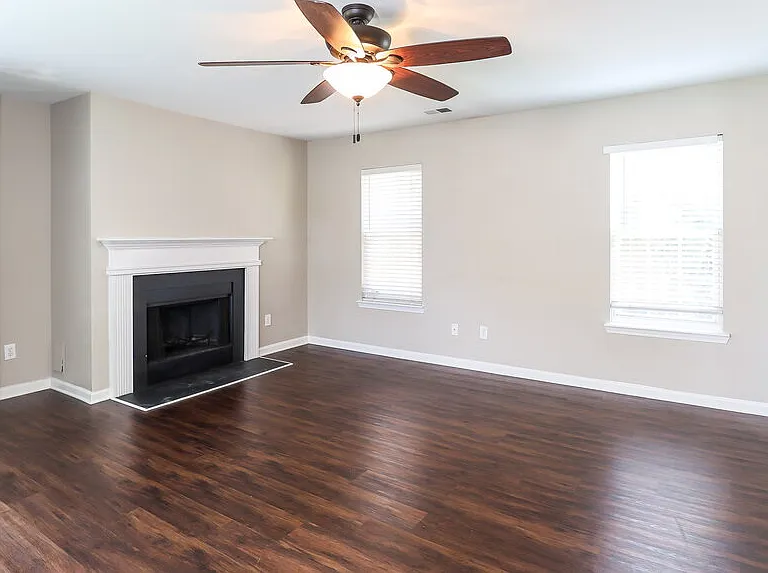 11909 Aubreywood Dr — Photo 5