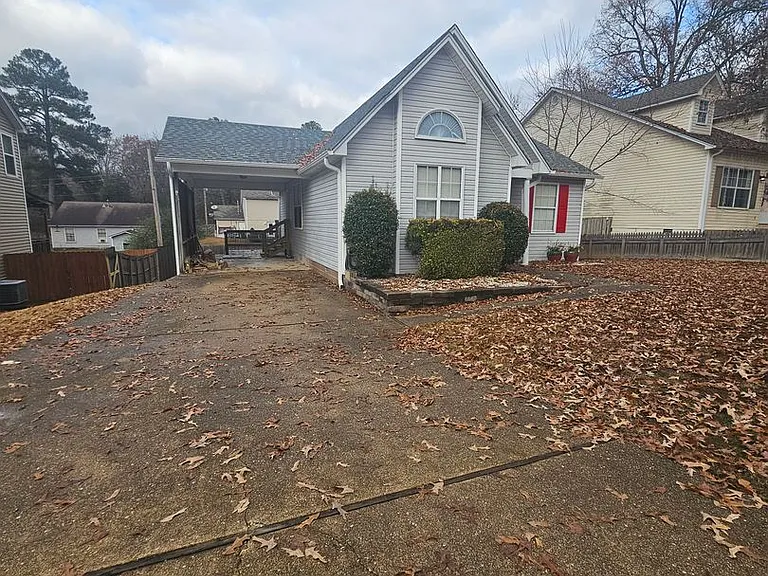 1202 Copper Creek Dr — Photo 2