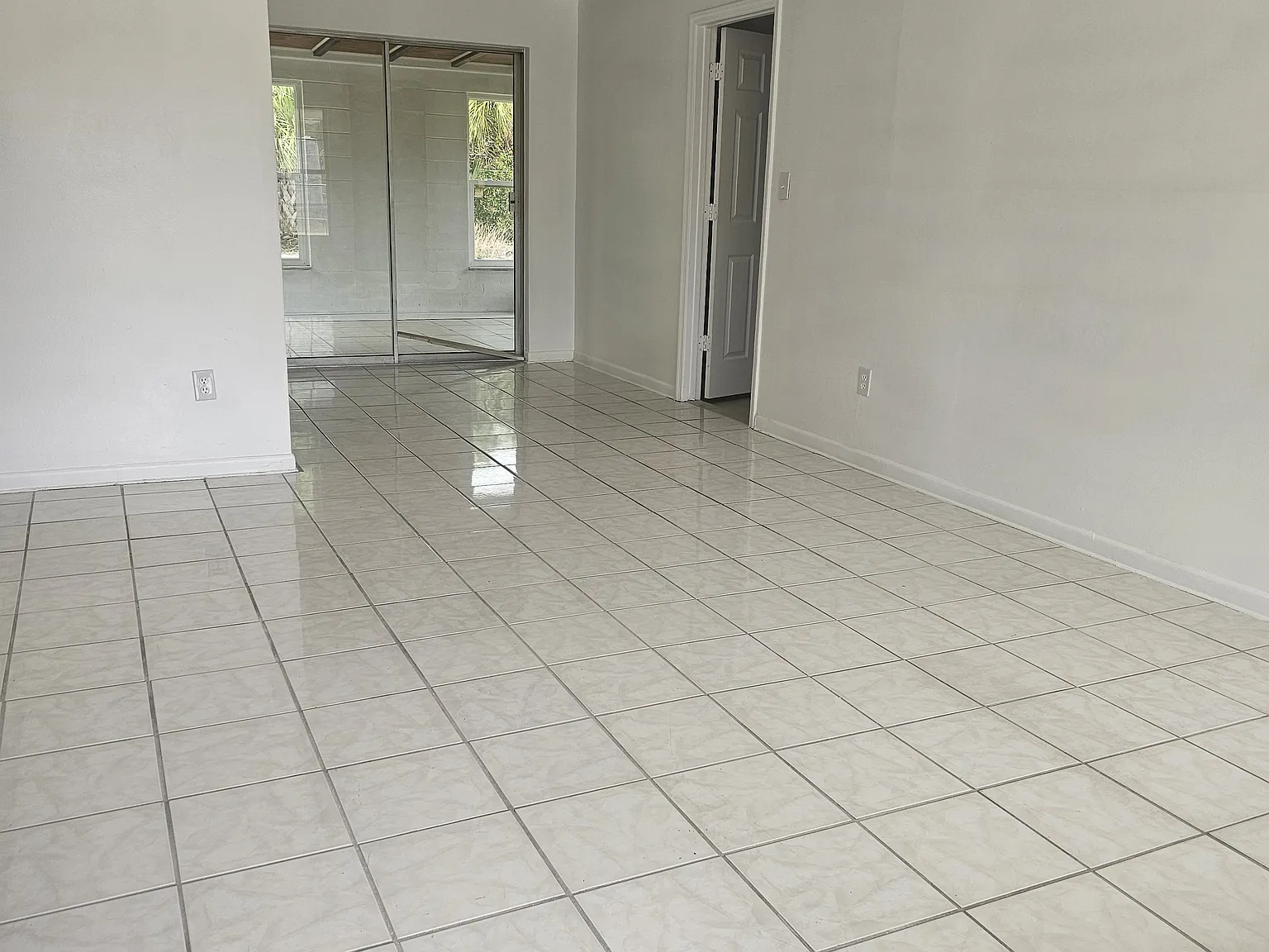 5518 Knight Ave — Photo 4