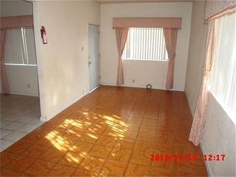 3rd image of 1609 Sunnyside Ave