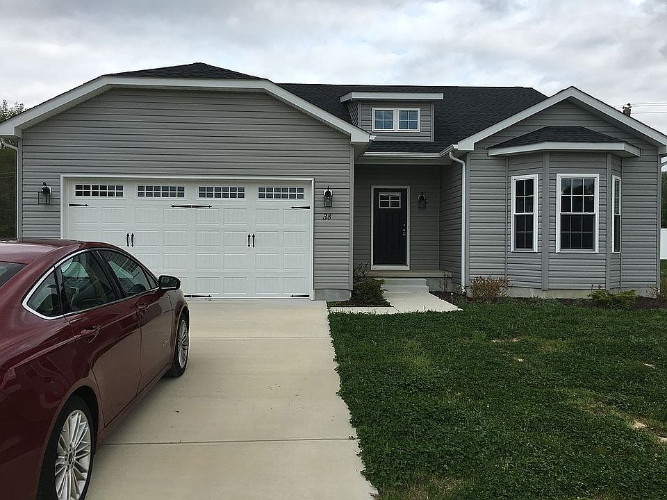 1st image of 38 Farmhouse Trl
