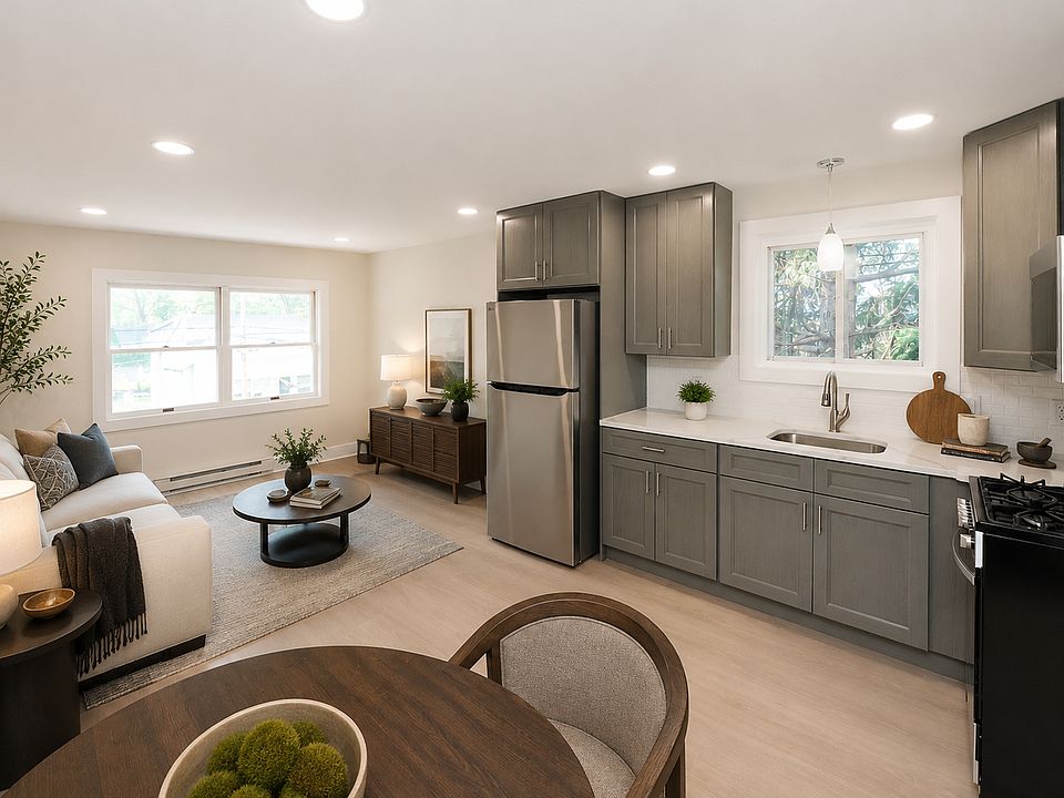 1st image of 255 Rea Ave APT 6