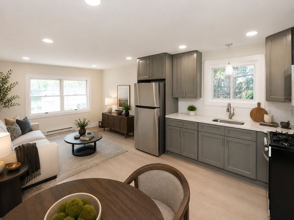 255 Rea Ave APT 6