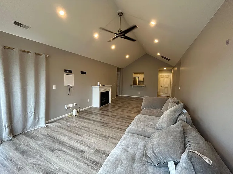4035 Cornerstone Dr #176 — Photo 20