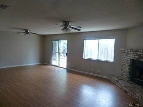 4th image of 1320 Vanessa Ct