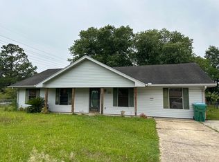 801 Wildwood Dr, Gulfport, MS 39503