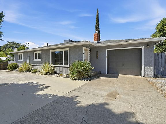 3rd image of 1082 Harpole Rd