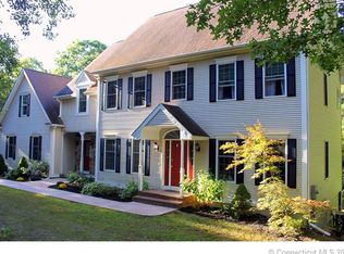 29 Hills Ln, Hebron, CT 06248