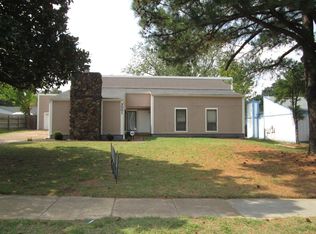 3001 Ridgeway Rd, Memphis, TN 38115