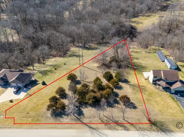 N Cross Rd, Galena, IL 61036