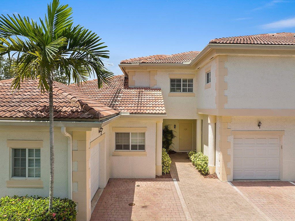 564 7th Sq APT 101, Vero Beach, FL 32962 Zillow