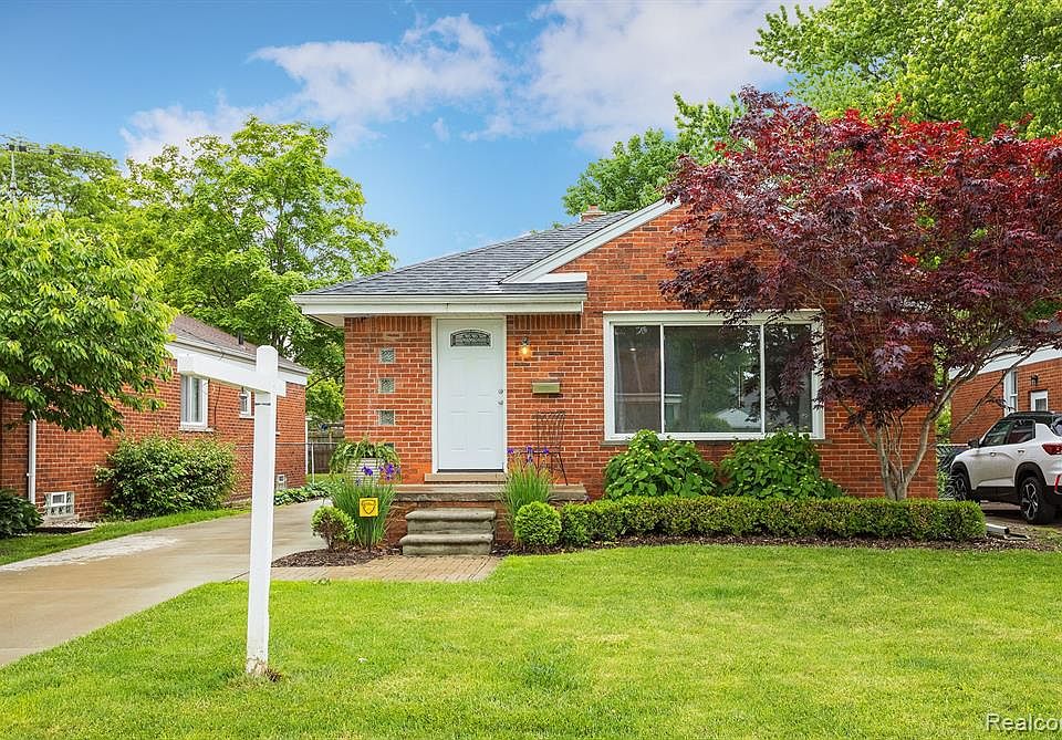 22954 Alger St, Saint Clair Shores, MI 48080 Zillow