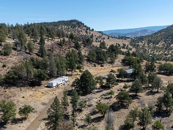 4th image of 17626 Camp Creek Rd