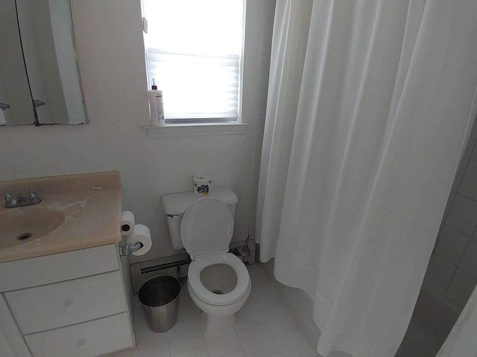 2nd image of 217 Red Maple Dr S