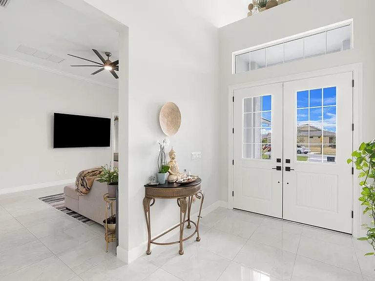 4776 Estates Cir — Photo 17