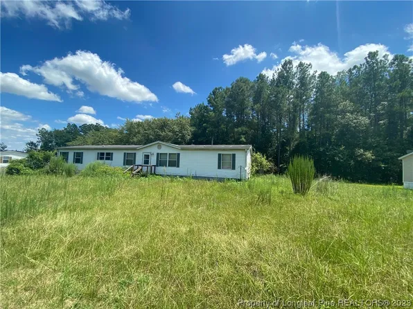 82 Corner Oaks Dr, Saint Pauls, NC 28384