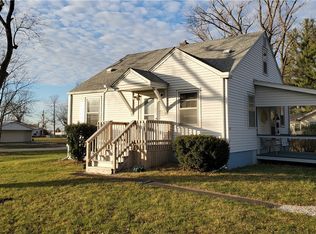 340 N Fairway Ave, Decatur, IL 62522