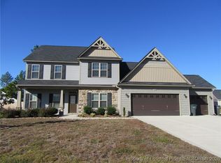 2142 Yates Ranch Rd, Hope Mills, NC 28348