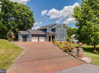 20016 Mount Aetna Rd, Hagerstown, MD 21742