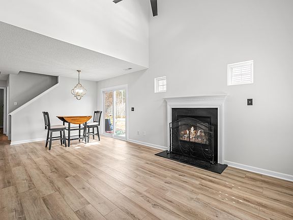 3rd image of 5316 Roan Mountain Pl