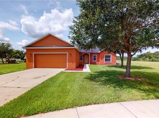 5231 Pancho Villa Ln, Plant City, FL 33566