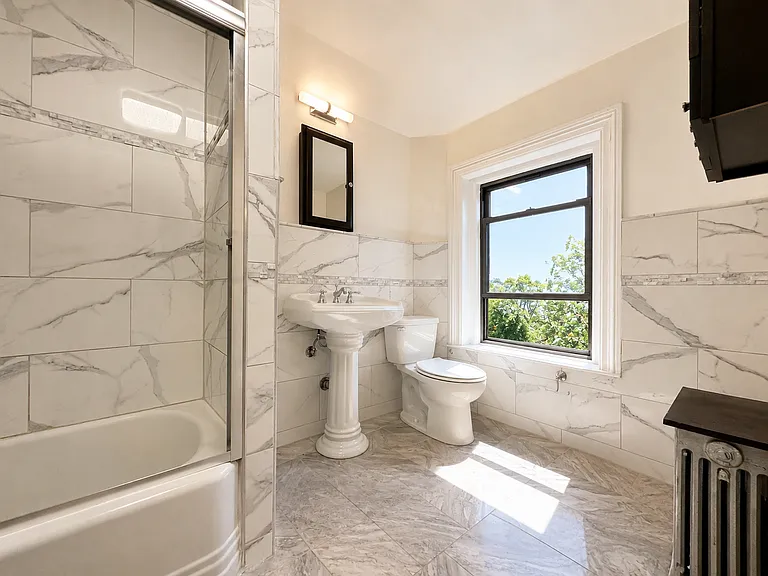 283 Clermont Ave #9A — Photo 4