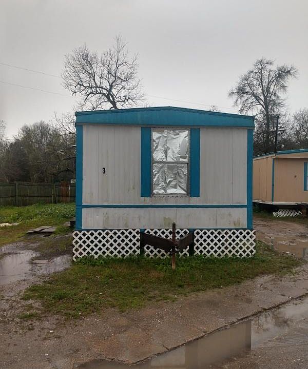1st image of 1740 6th Ave Trlr 3