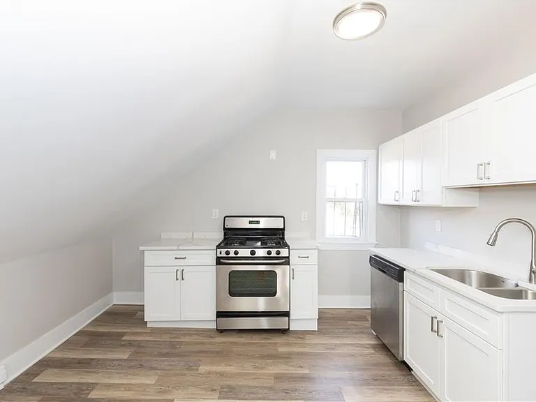 213 Pavilion Ave #3 — Photo 3