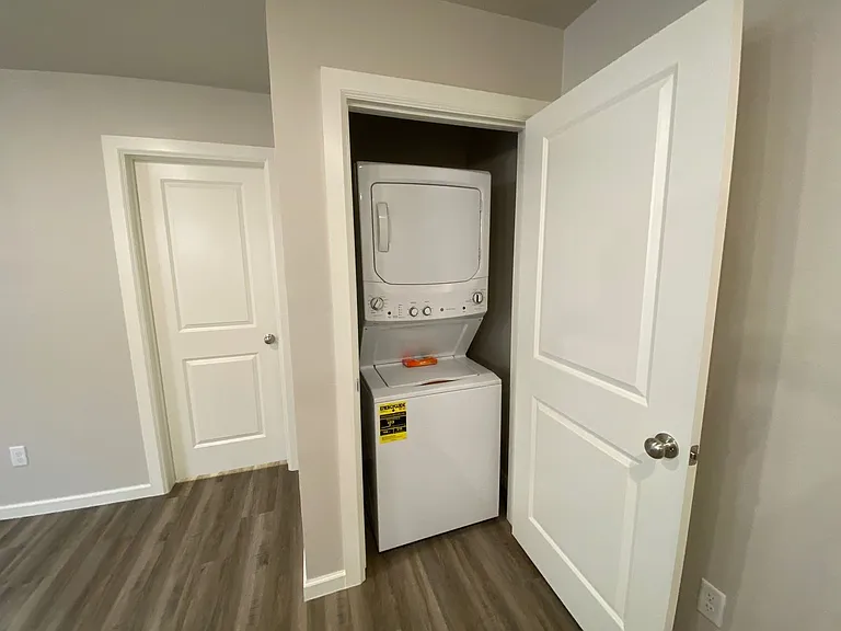 12010 Rhya Ln — Photo 12