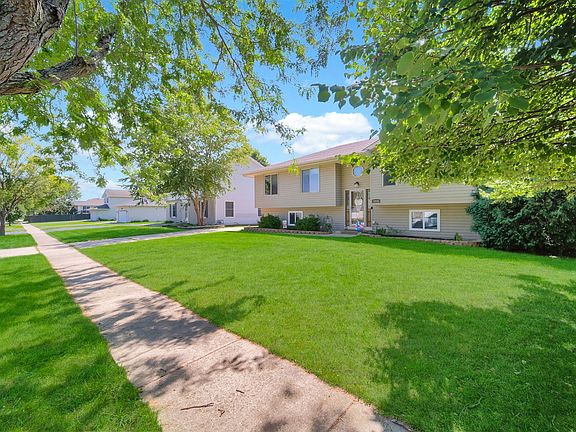 4th image of 7016 Lewis Clark Dr