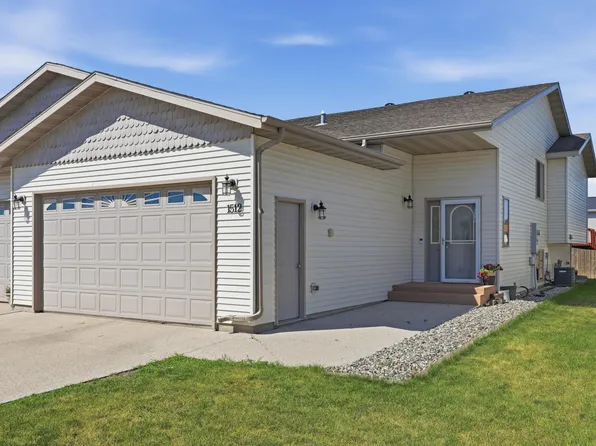 1512 19th Ave E, West Fargo, ND 58078