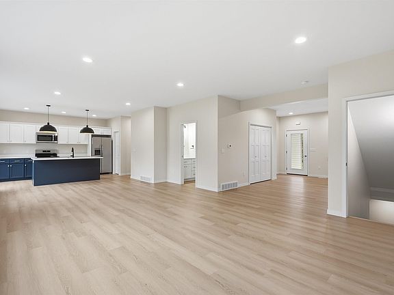 4th image of 1307 W 19th St