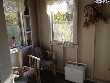 3rd image of 133 W Grant St