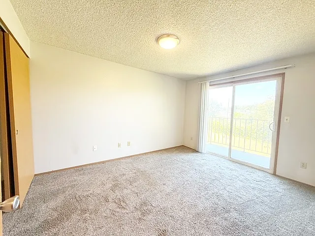 2508-2512 Crystal Springs Rd W — Photo 74