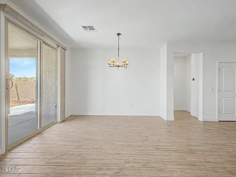 2177 W Desert Topaz Way — Photo 10