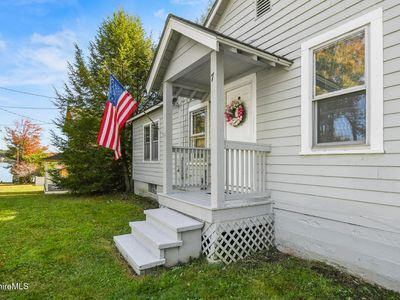 7 Chicopee St, Lanesboro, MA, 01237