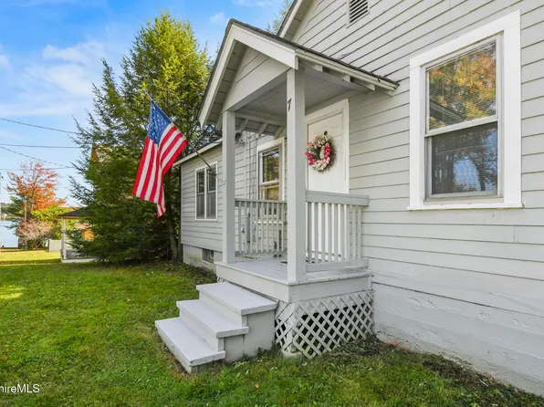 7 Chicopee St, Lanesboro, MA 01237