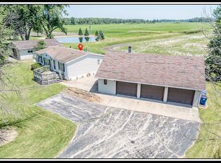 N5690 Boelter Rd, Shiocton, WI 54170