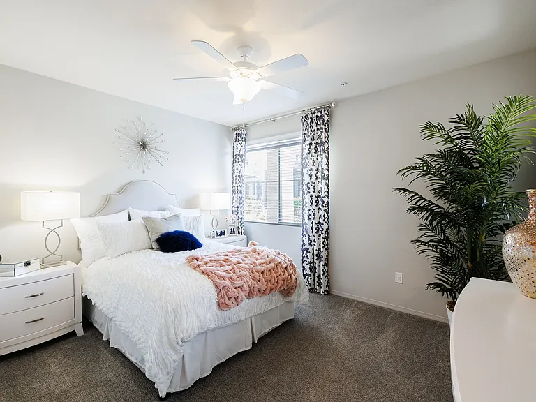 THE GALLERY APARTMENT HOMES — Photo 14