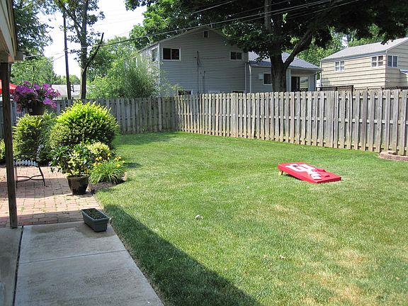 3rd image of 855 Bricker Blvd