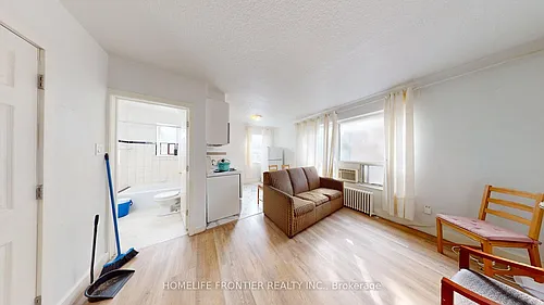 1110 Weston Rd #4 Photo 1